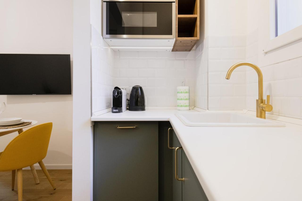 Апартаменти Easylife - Oasi Chic Pochi Passi Dai Navigli Мілан Екстер'єр фото