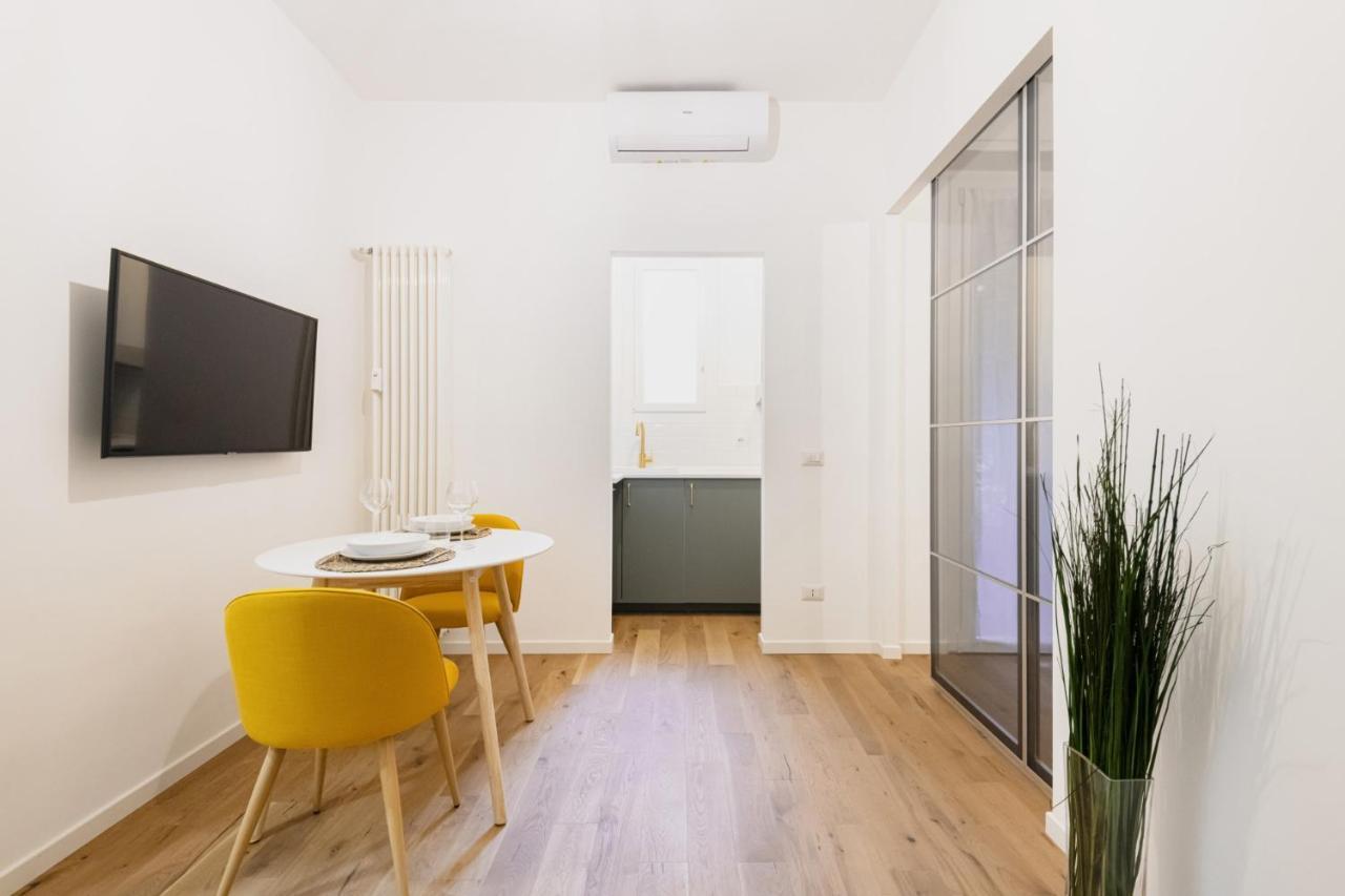 Апартаменти Easylife - Oasi Chic Pochi Passi Dai Navigli Мілан Екстер'єр фото