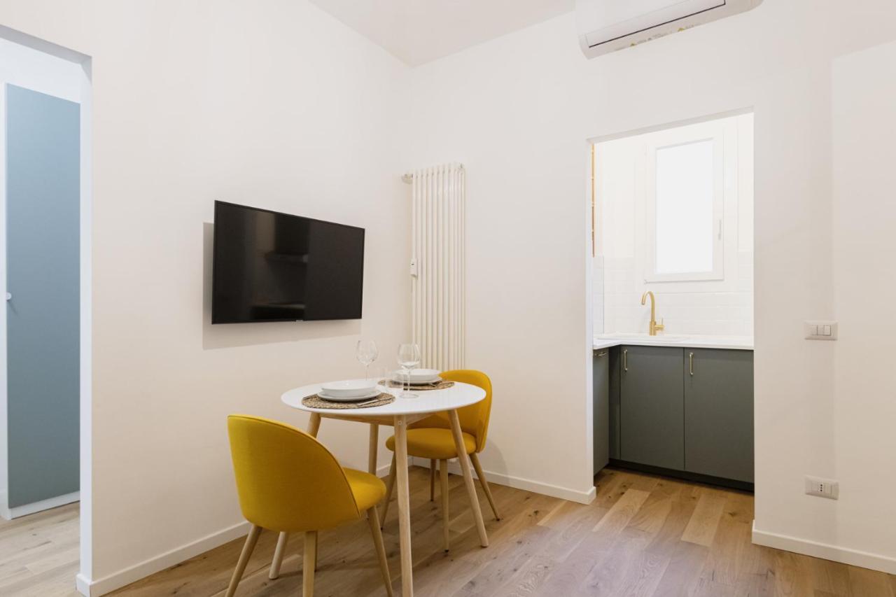 Апартаменти Easylife - Oasi Chic Pochi Passi Dai Navigli Мілан Екстер'єр фото